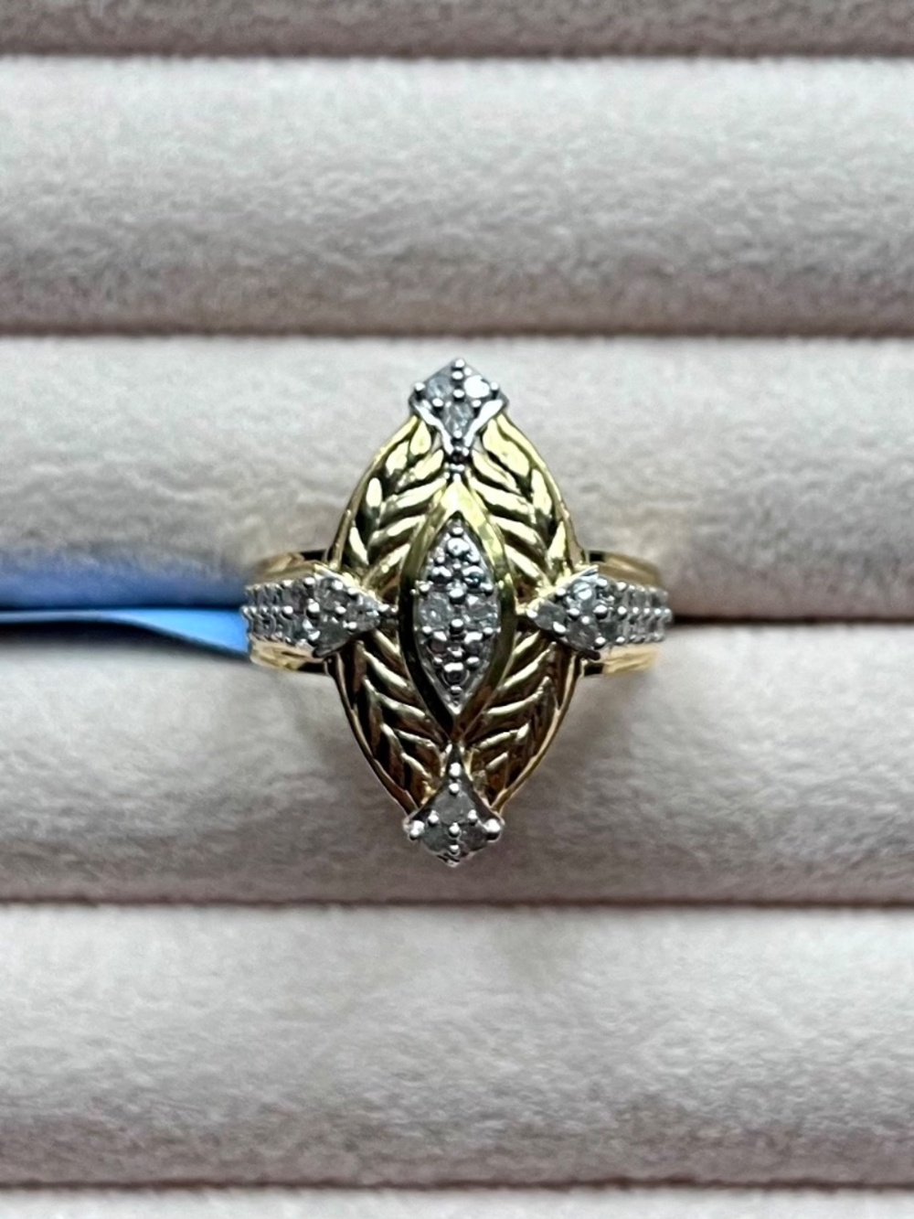 R083 | Natural Diamond Gold Navette Ring Ring